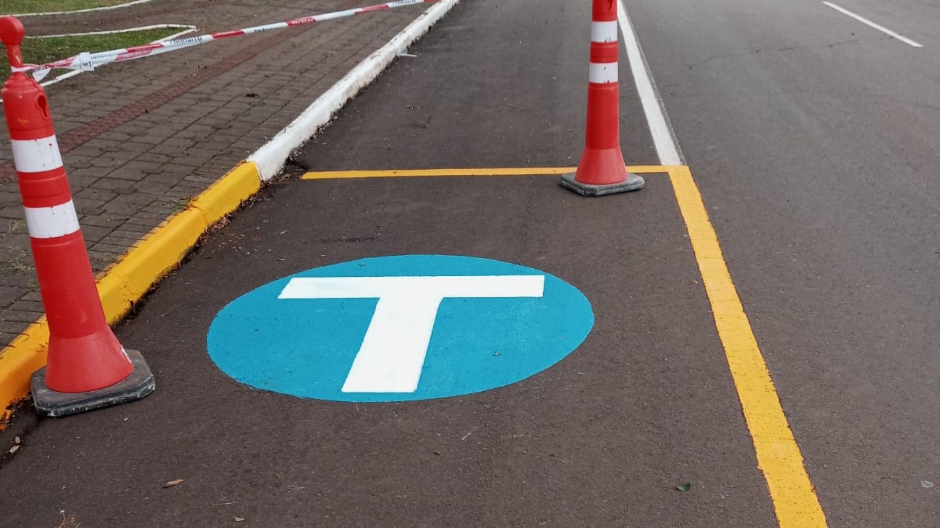 Lagoa Vermelha tem revitalização de sinalização dos pontos de taxis